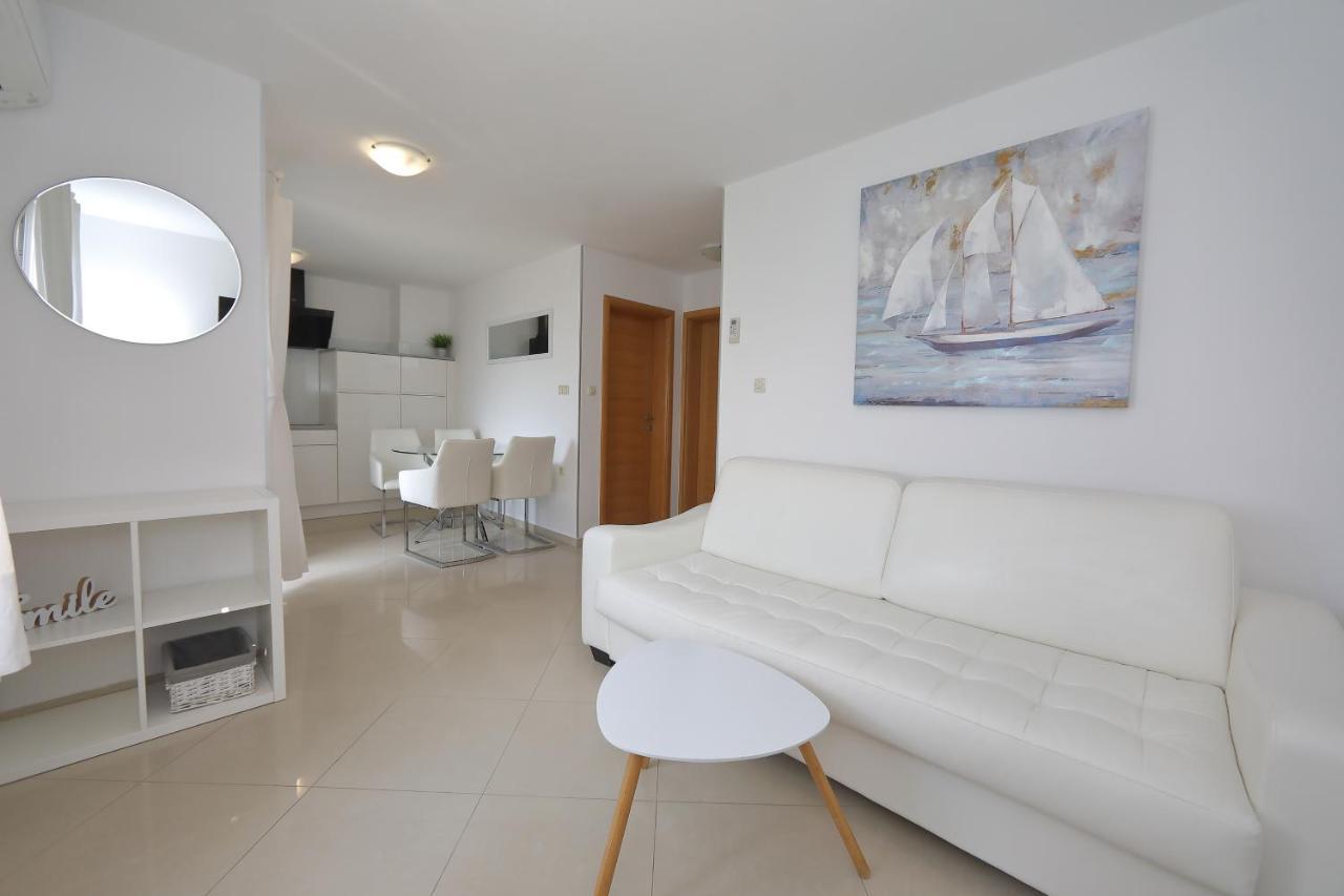 Apartments Nina Bibinje Extérieur photo